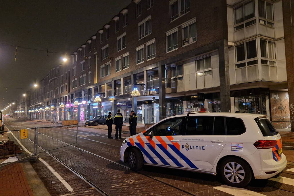 Ramkraak met stationwagen op juwelier