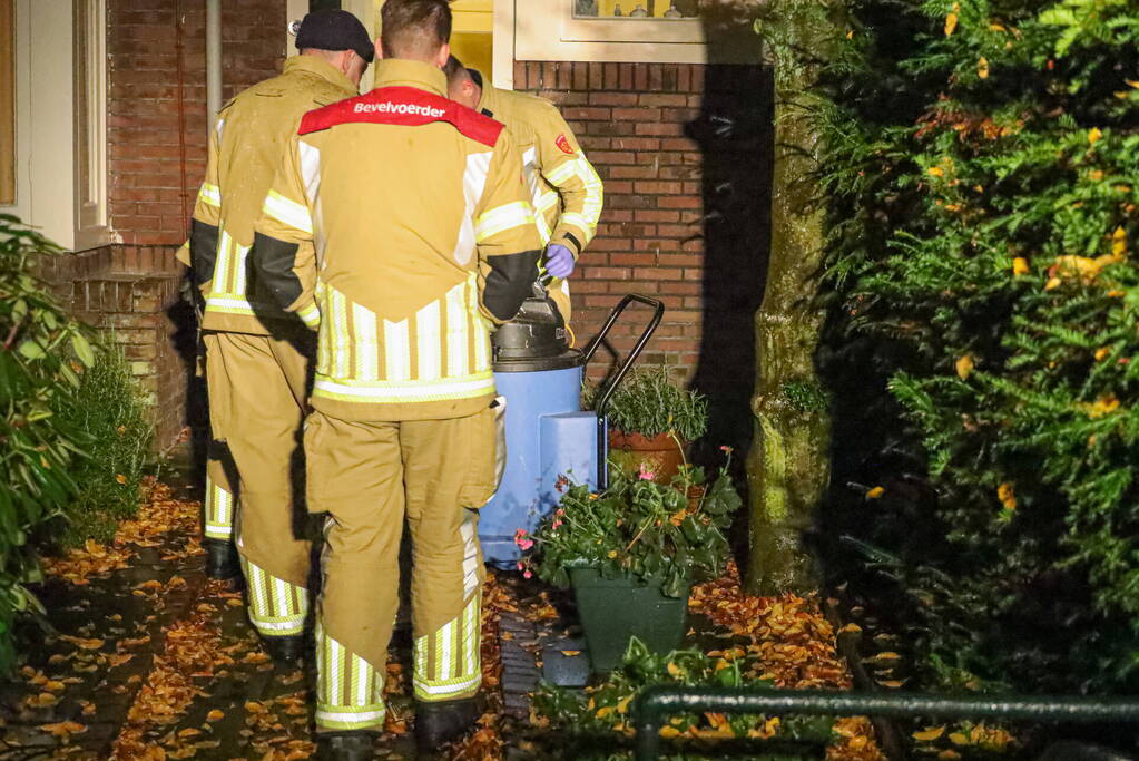 Kelder vol ontlasting door gesprongen riool