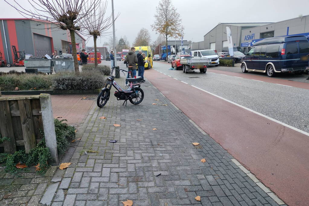 Gewonde bij aanrijding met personenauto