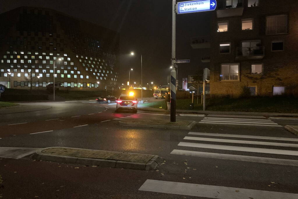 Fietsster gewond bij ongeval op rotonde