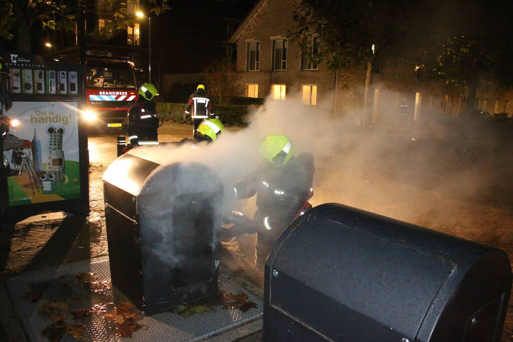 Vuurwerk veroorzaakt brand in container