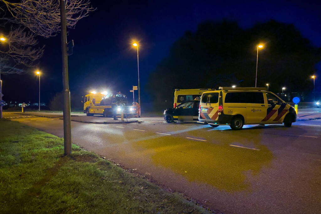 Gewonde bij aanrijding tussen auto's