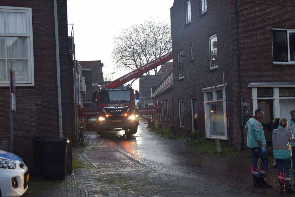 Traumahelikopter ingezet bij brand in slaapkamer