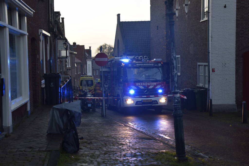 Traumahelikopter ingezet bij brand in slaapkamer