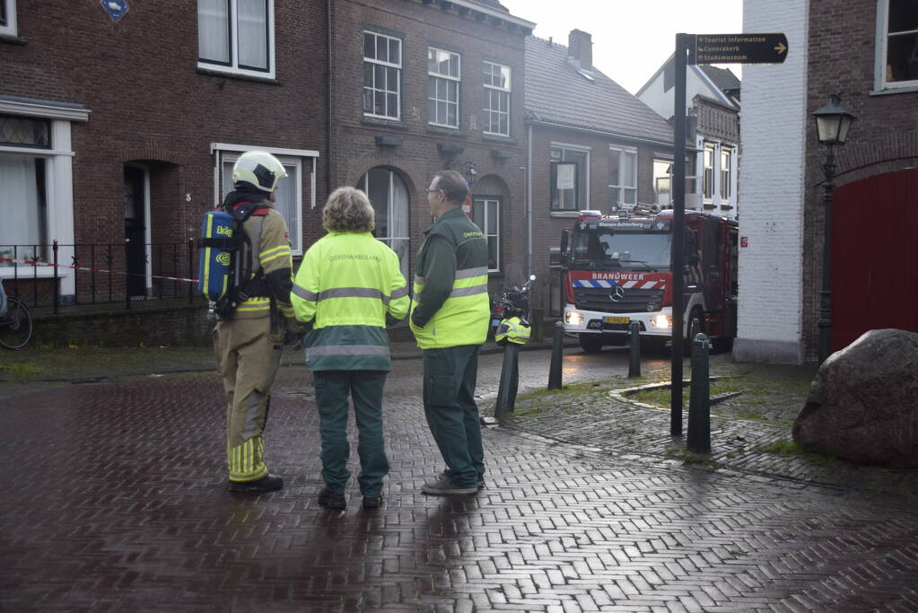 Traumahelikopter ingezet bij brand in slaapkamer