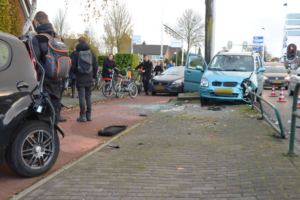 Veel schade bij kop-staart aanrijding