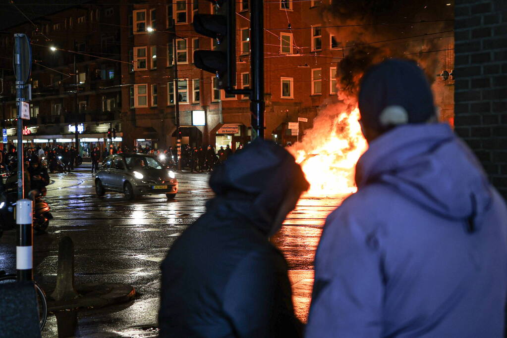 Rellen bij overwinningsfeest Marokkaans elftal