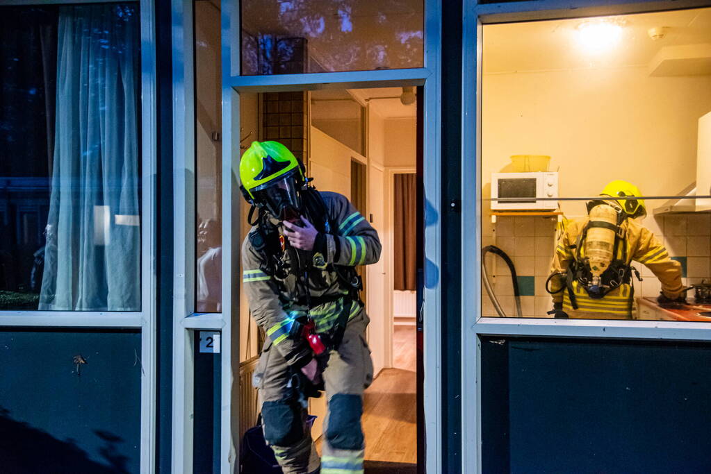 Rookontwikkeling door pannetje op het vuur