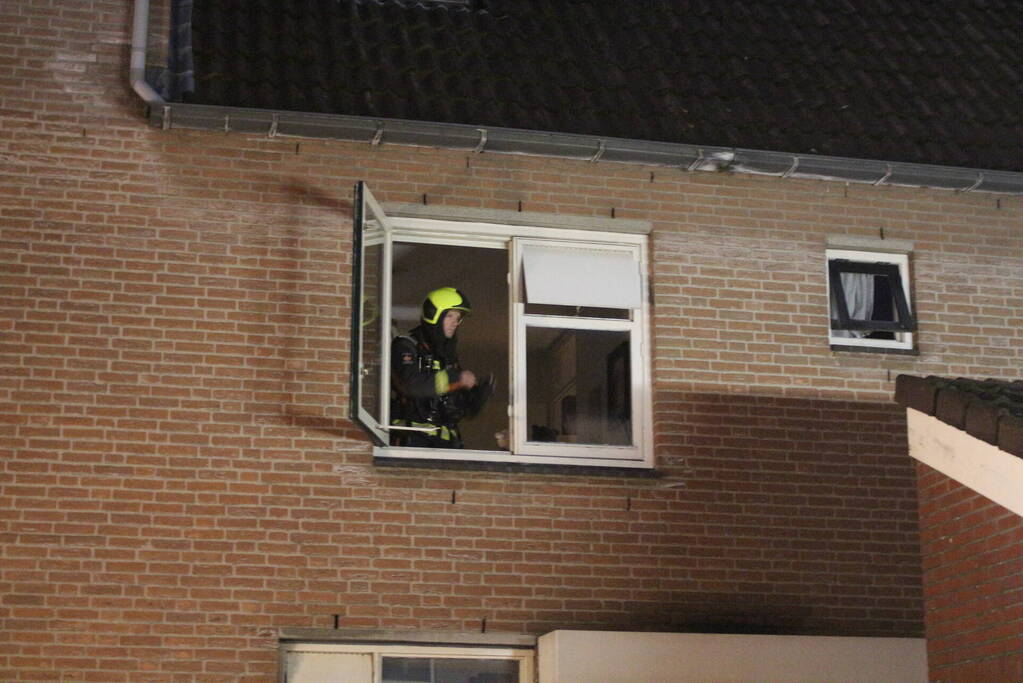 Brand in keuken van woning snel geblust