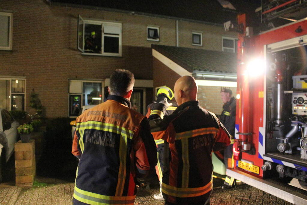 Brand in keuken van woning snel geblust