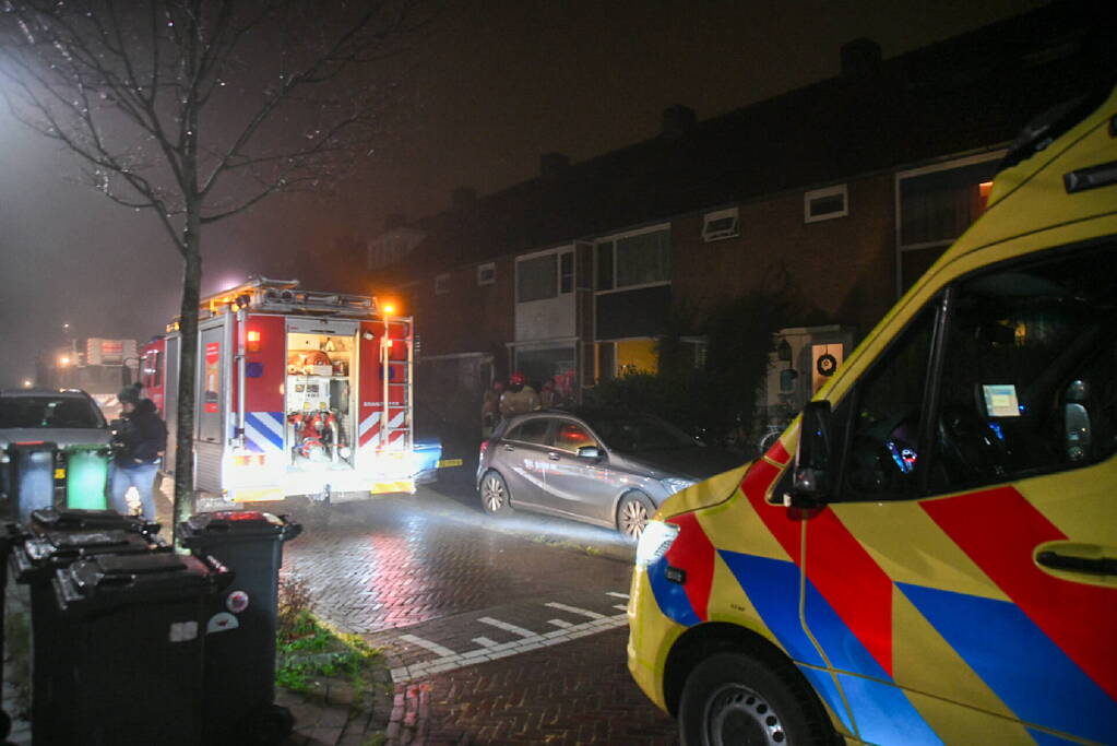 Brand in hal van woning