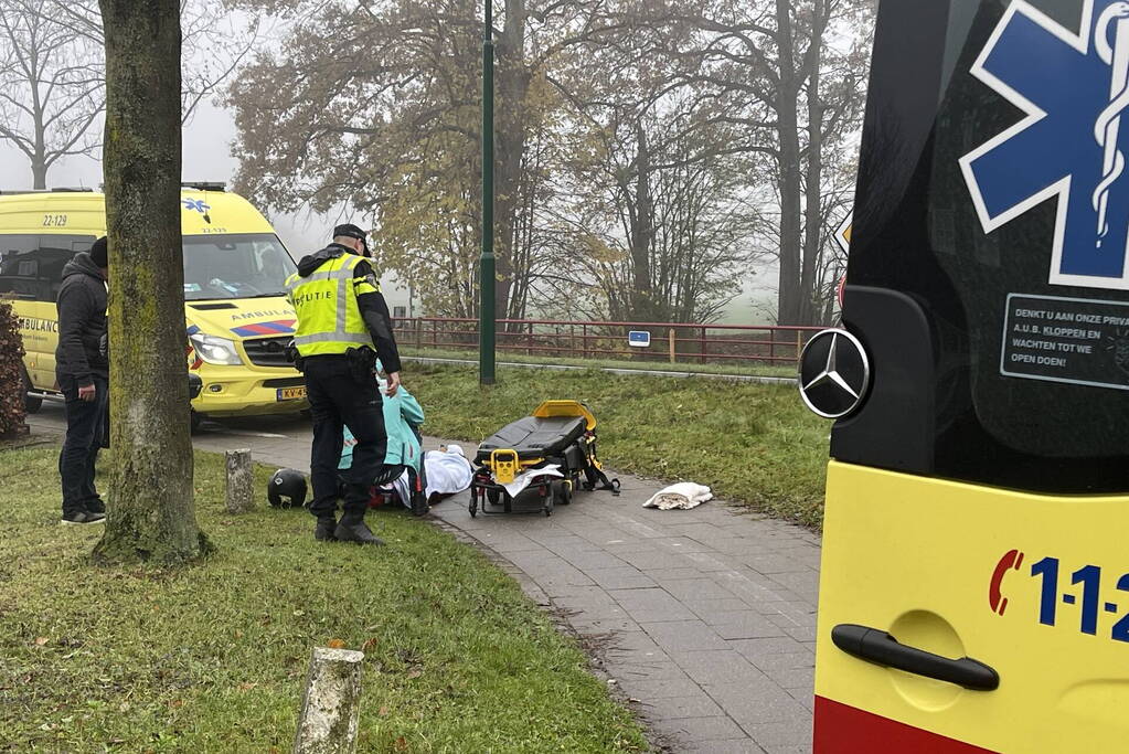 Scooterrijdster gewond na val