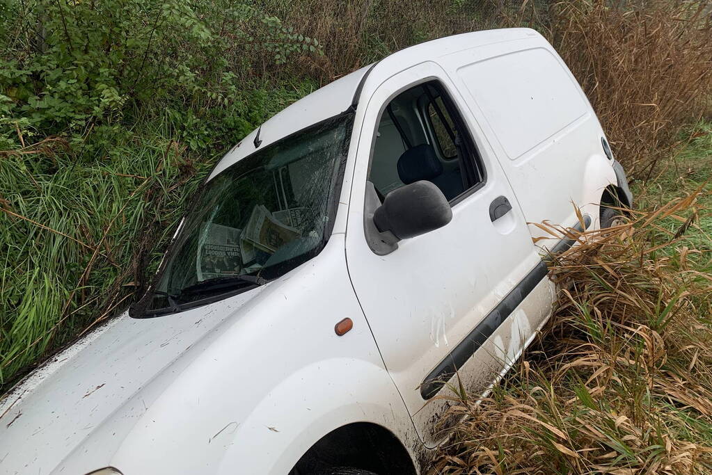 Telegraaf bezorgers gewond bij eenzijdig ongeval