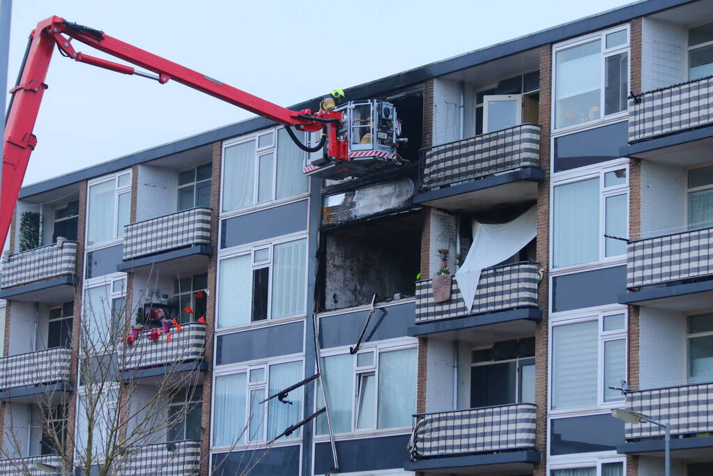 Twee appartementen verwoest door brand