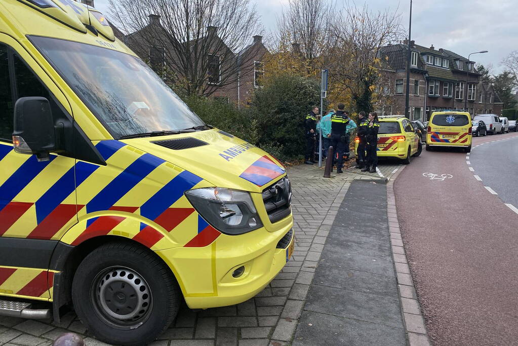 Ambulance medewerkers bedreigt bij melding