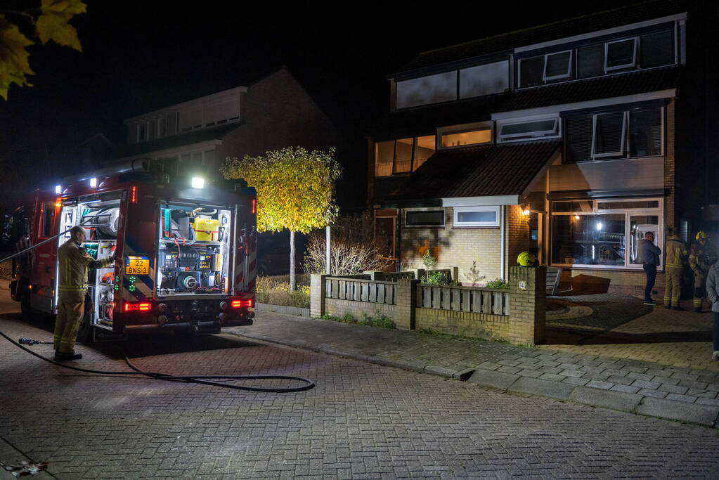 Woning vol rook door vergeten eten in oven