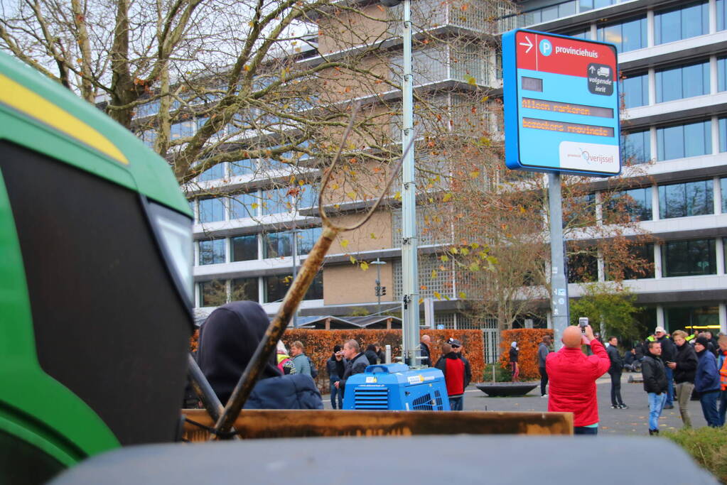 Meerdere actievoerders opgepakt bij boerenprotest