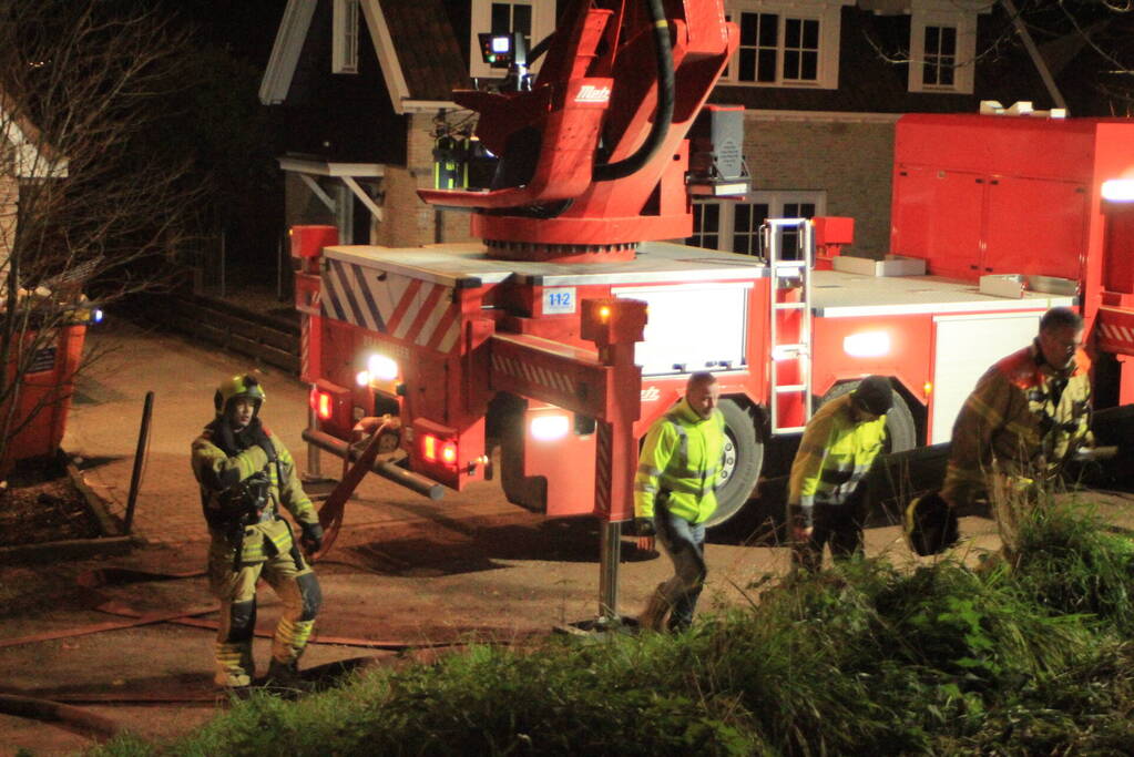Meterkast zorgt voor grote brand in woning