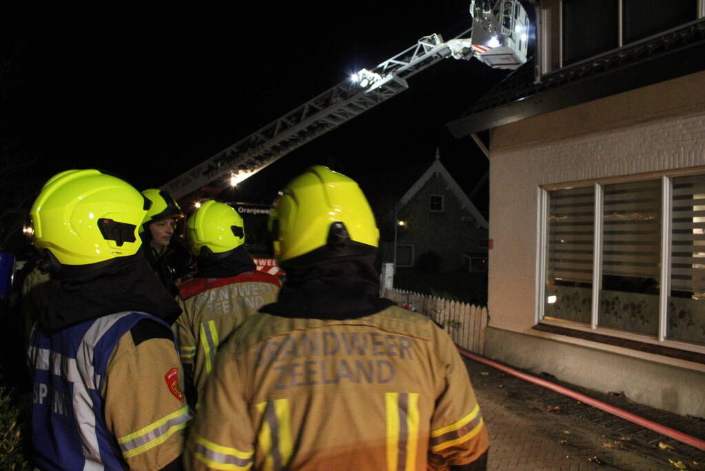 Schoorsteenbrand snel onder controle