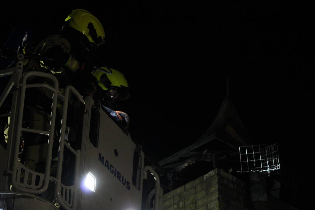 Schoorsteenbrand snel onder controle