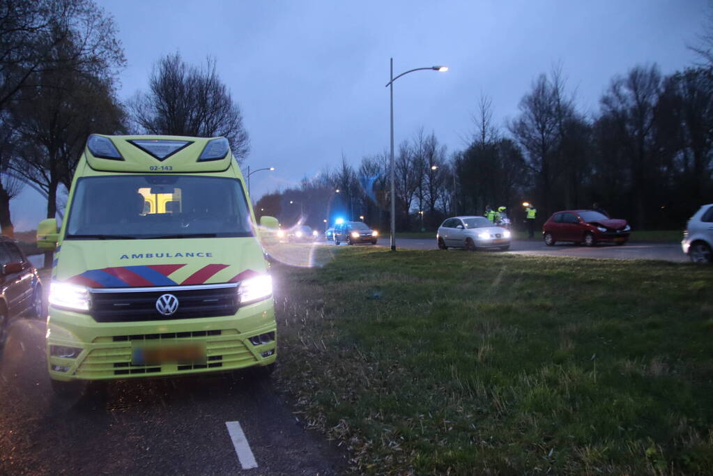 Drie auto's betrokken bij kettingbotsing