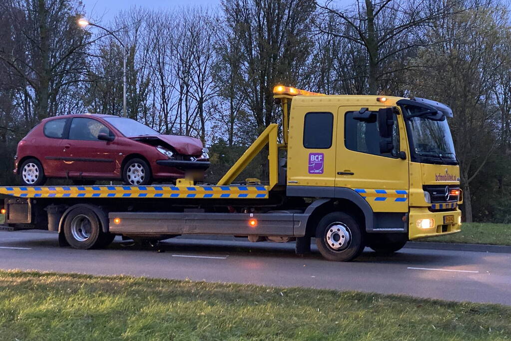 Drie auto's betrokken bij kettingbotsing