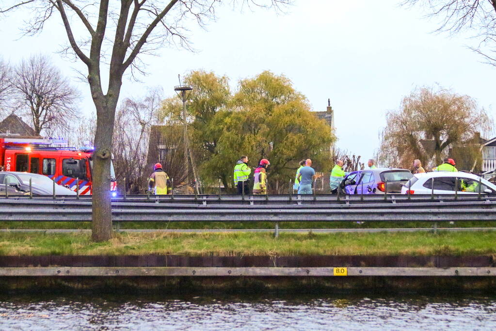 Zwaargewonde na ernstige aanrijding