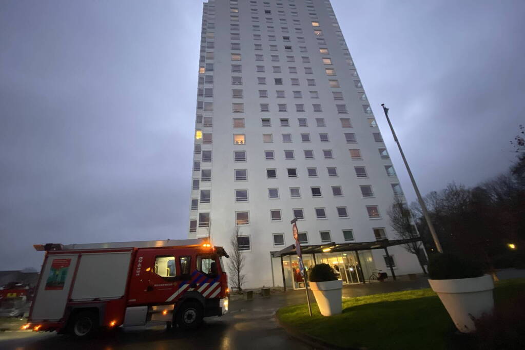 Flat deels ontruimd na gaslucht