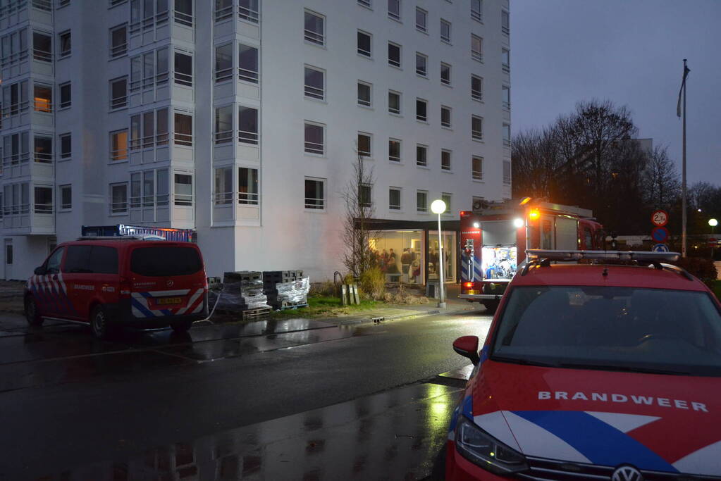 Flat deels ontruimd na gaslucht