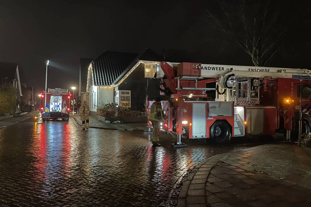 Schoorsteenbrand snel onder controle