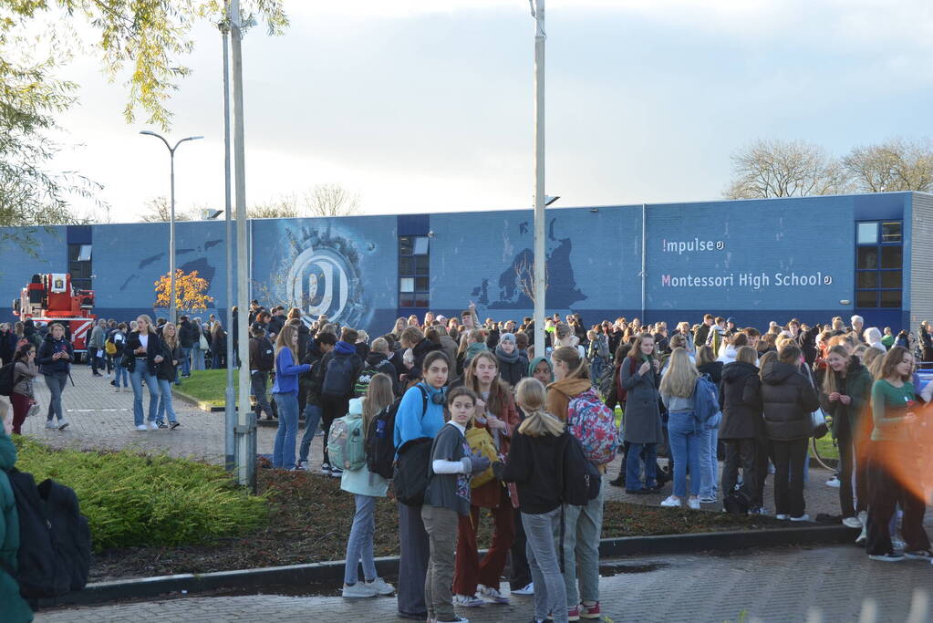 !mpulse - Piter Jelles school ontruimd door brand