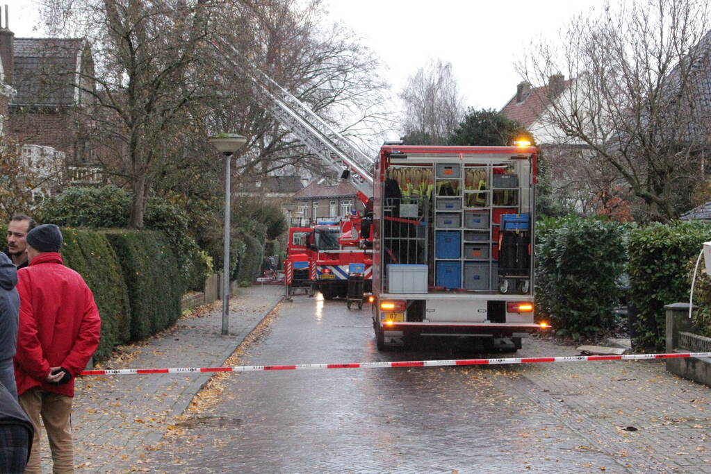 Flinke rookontwikkeling bij brand in woning