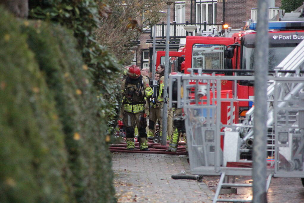 Flinke rookontwikkeling bij brand in woning