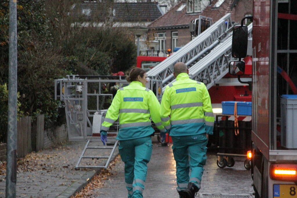 Flinke rookontwikkeling bij brand in woning