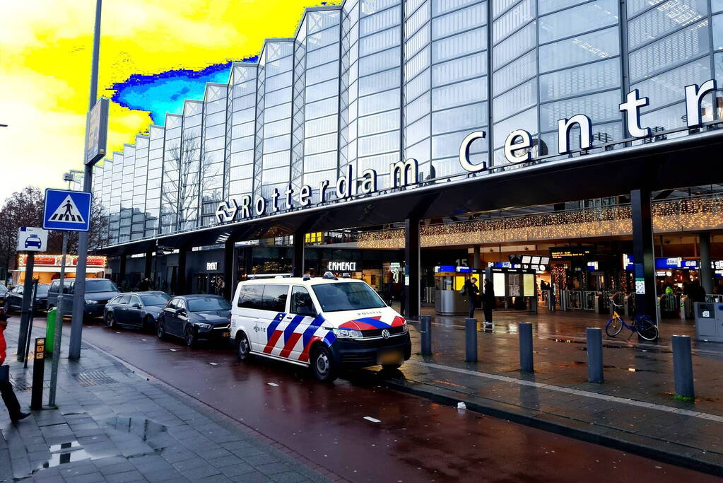Centraal station deels ontruimd door politie-inzet