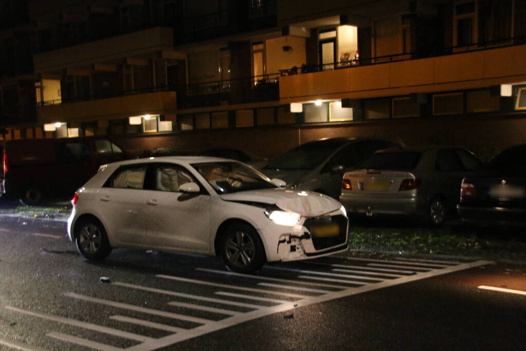 Automobilist gewond bij aanrijding