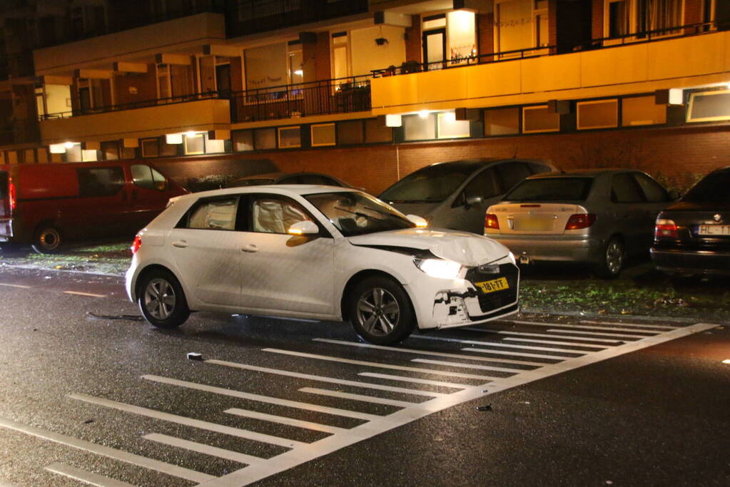 Automobilist gewond bij aanrijding