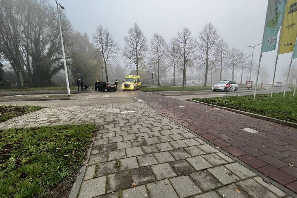 Fietser gewond bij aanrijding met auto