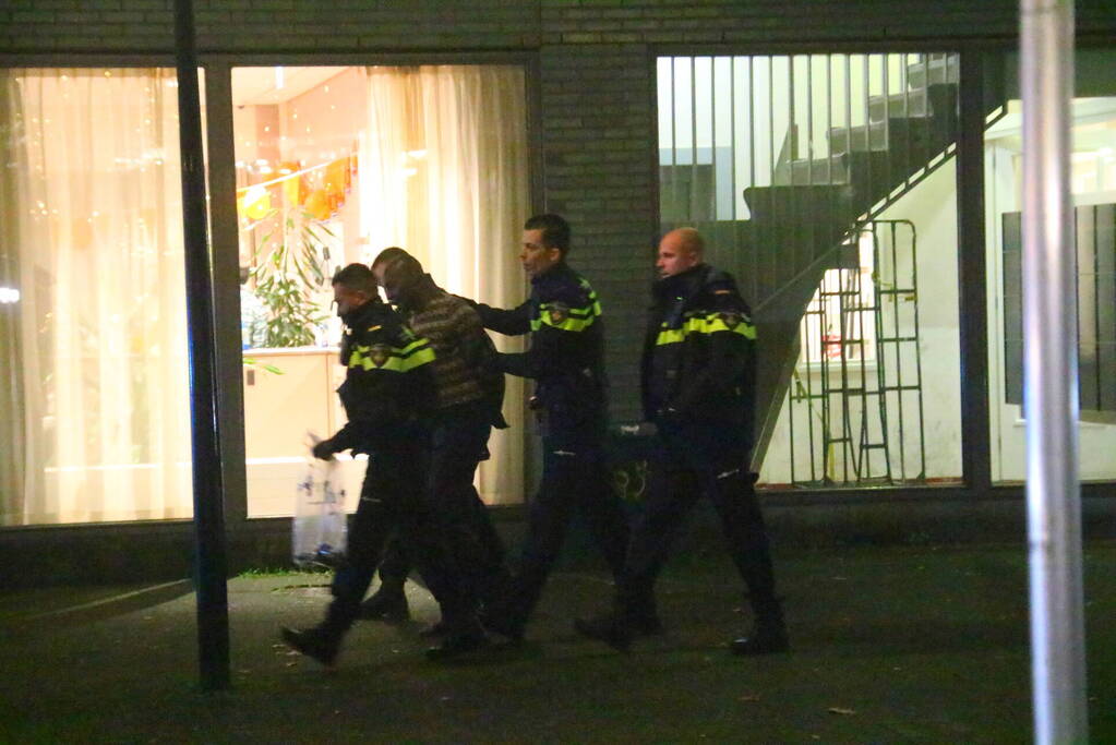 Aanhouding en gewonde bij steekpartij