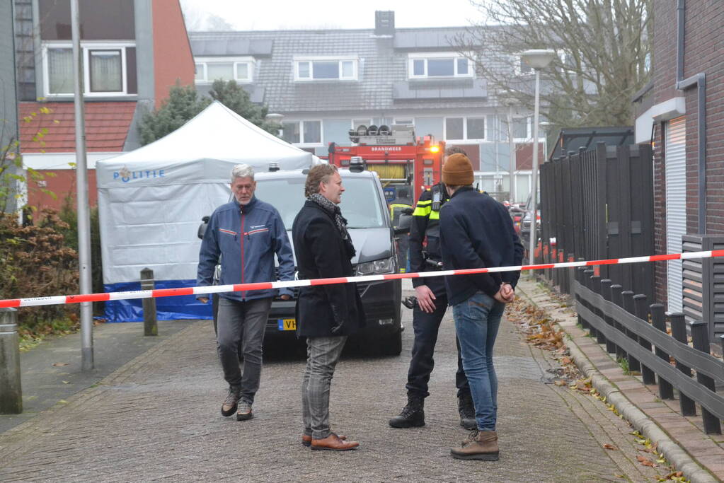 Persoon overleden bij woningbrand