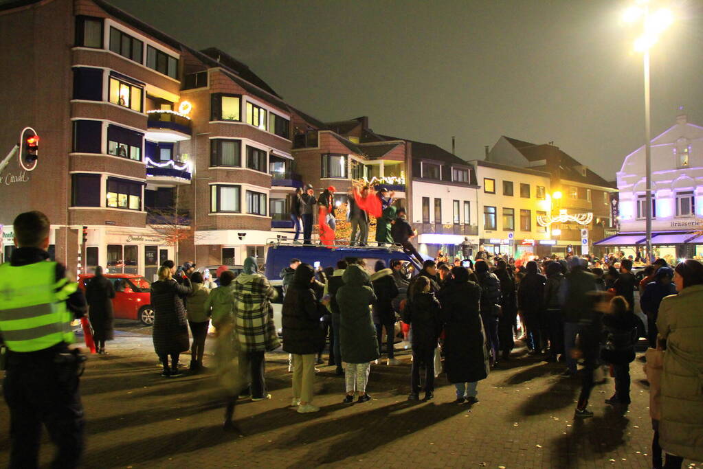 Veel feestvierders op straat na winst Marokko