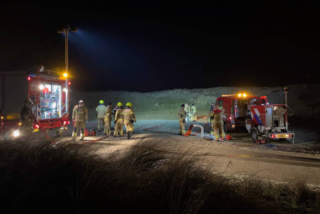 Grote brandweeroefening in duinen