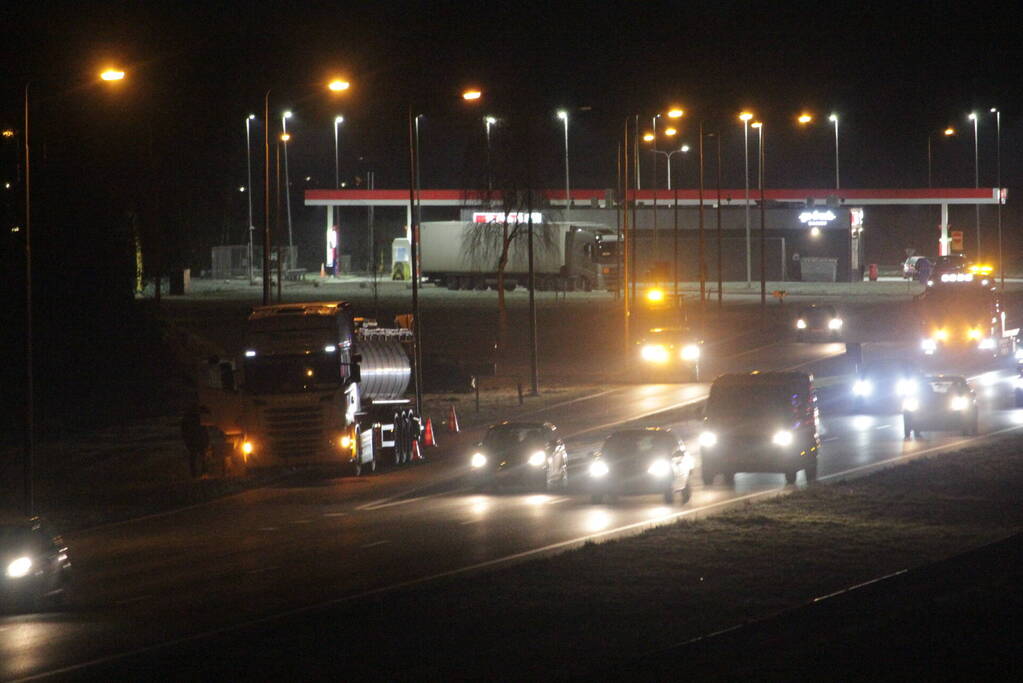 Demonstratie en ongeval op snelweg