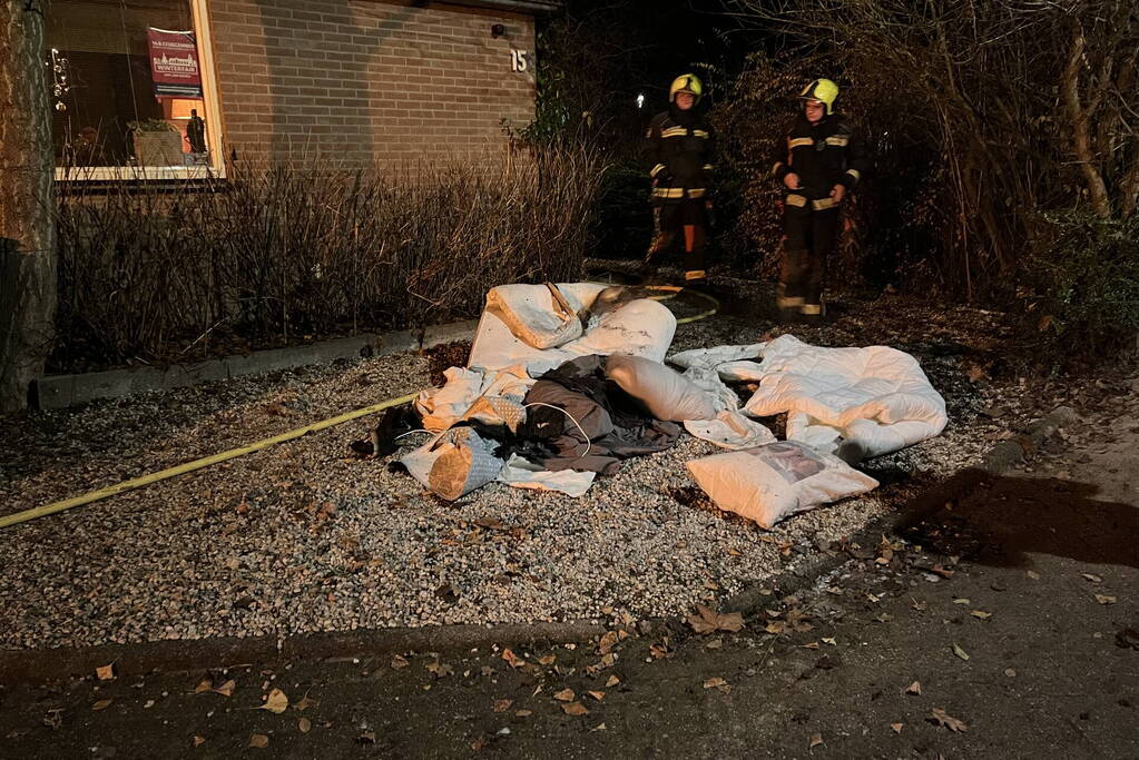 Brand in slaapkamer snel onder controle