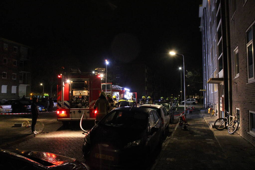 Personen gered na grote brand in kelder