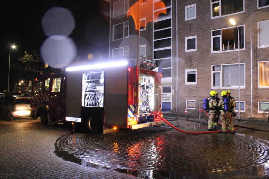 Personen gered na grote brand in kelder