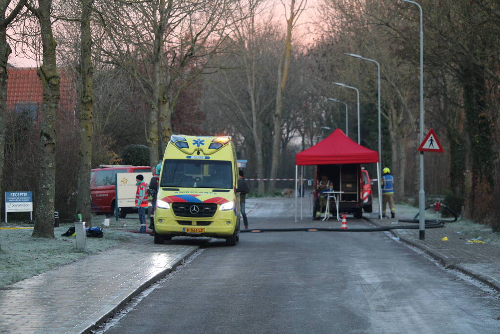 Grote uitslaande brand bij AZC