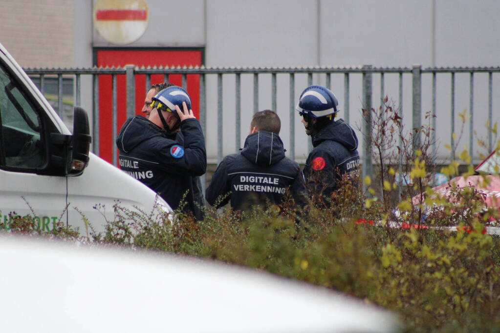 Zeer grote brand in bedrijfspand