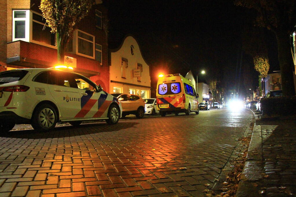 Grote inzet nadat mannen onwel raken in toiletruimte