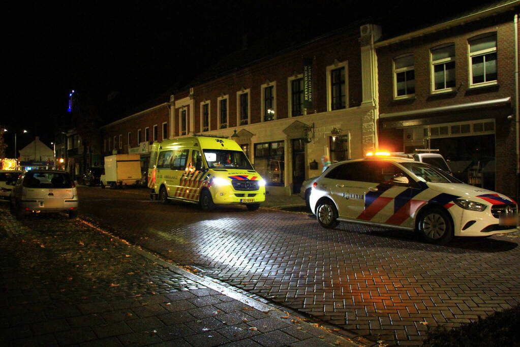 Grote inzet nadat mannen onwel raken in toiletruimte